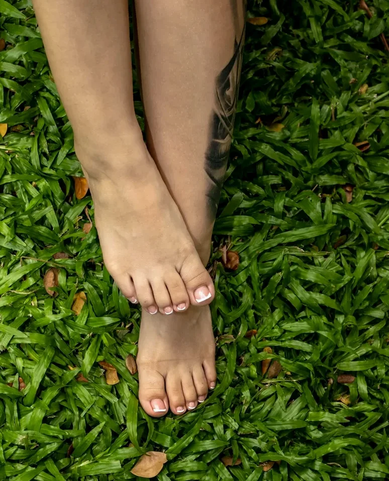 Nadia, 27